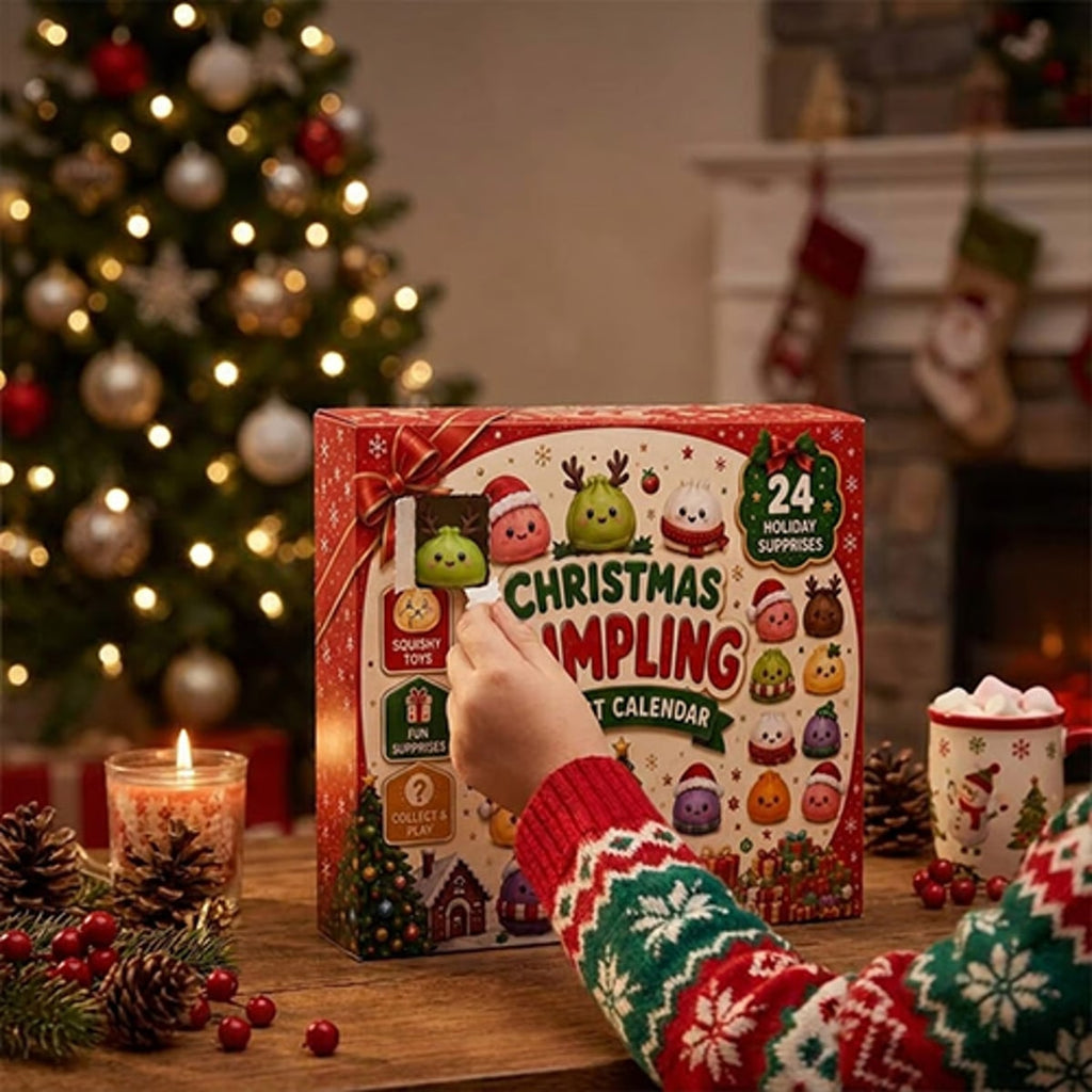 Kind opent een vakje van de adventskalender