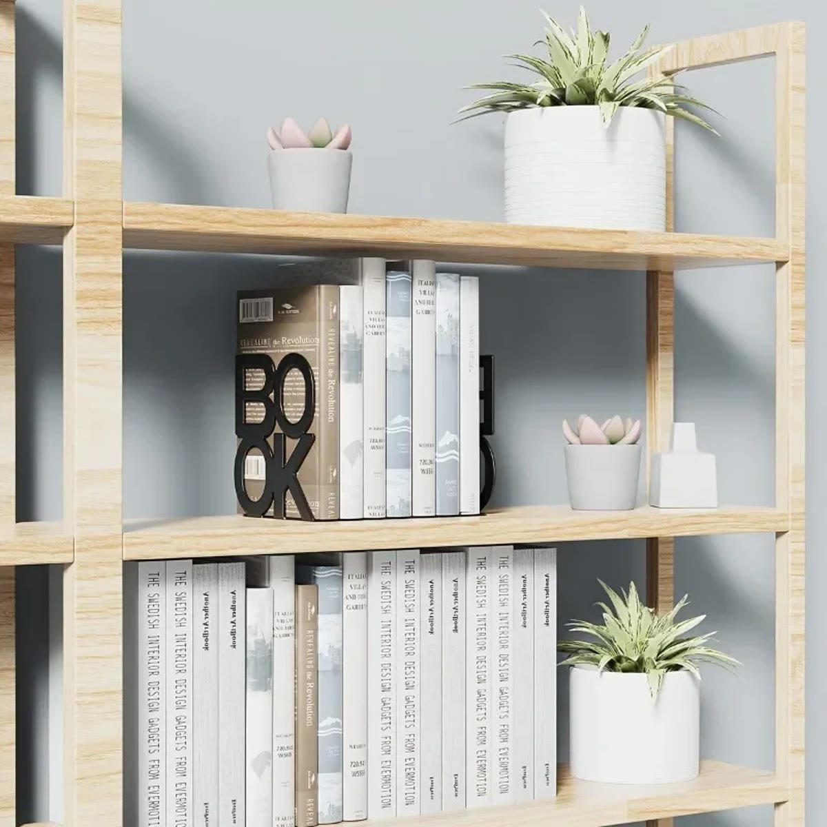 Zwarte boekensteun BOOK in een houten boekenkast met boeken en planten