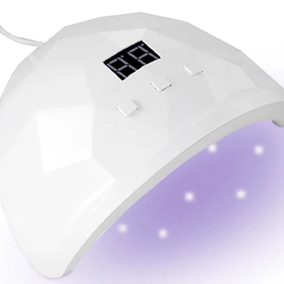 Nagellamp met display en het licht aan