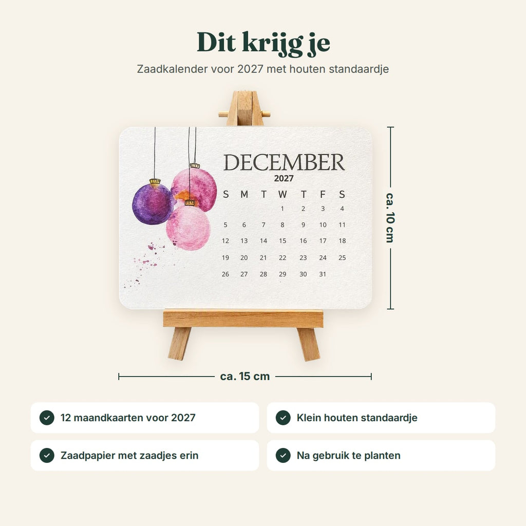 Dit krijg je: 12 maandkaarten voor 2027 en een houten standaardje, ca. 15 × 10 cm per kaart